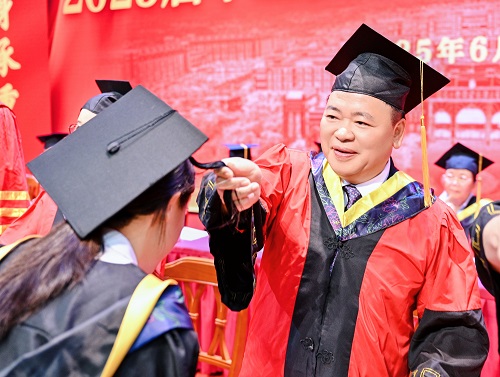 拨苏正冠2.jpg 拨苏正冠2.jpg